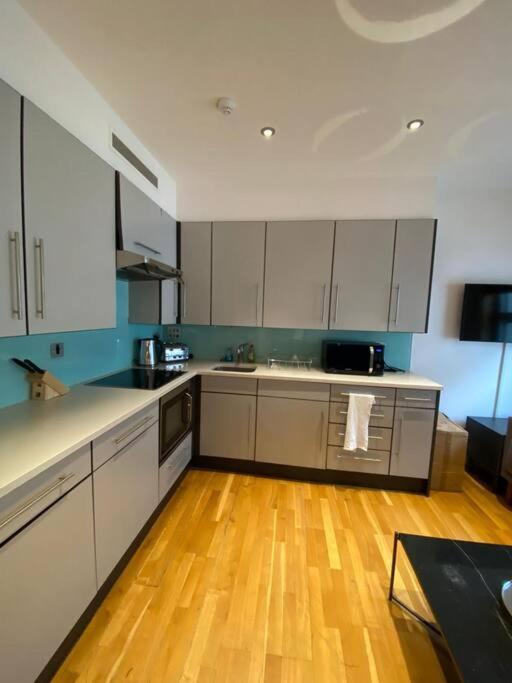 Grand Living Near Piccadilly Cov11 Daire Londra Dış mekan fotoğraf